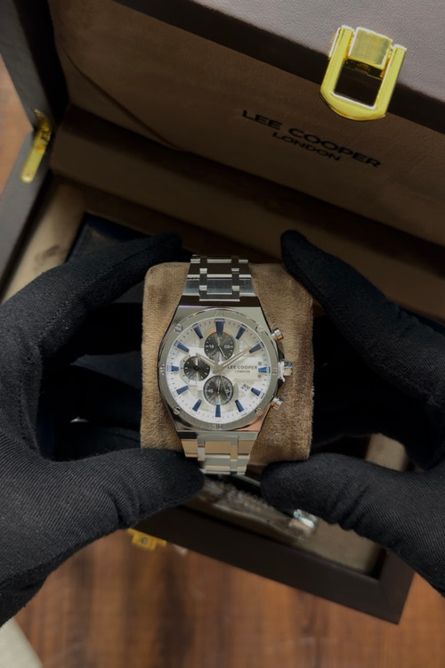 نمای خود ساعت