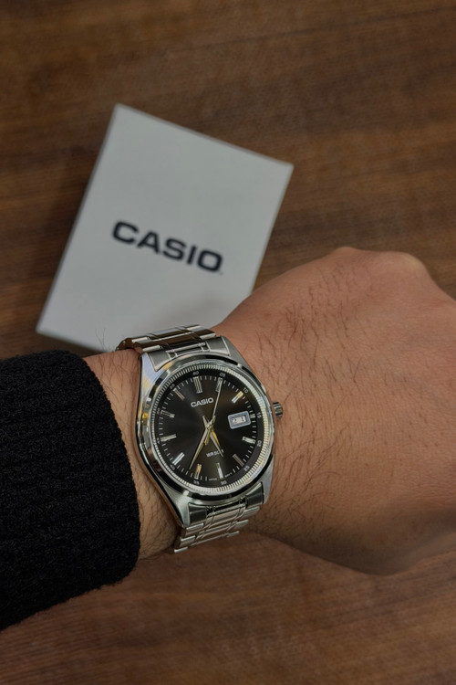 نمای روی مچ محصول