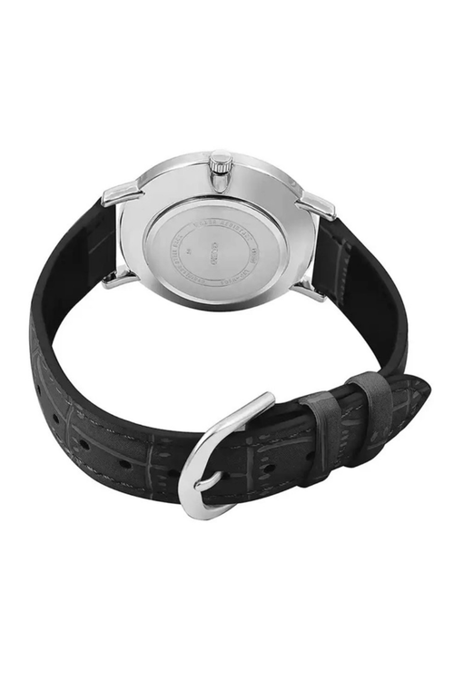 نمای قفل و پشت ساعت